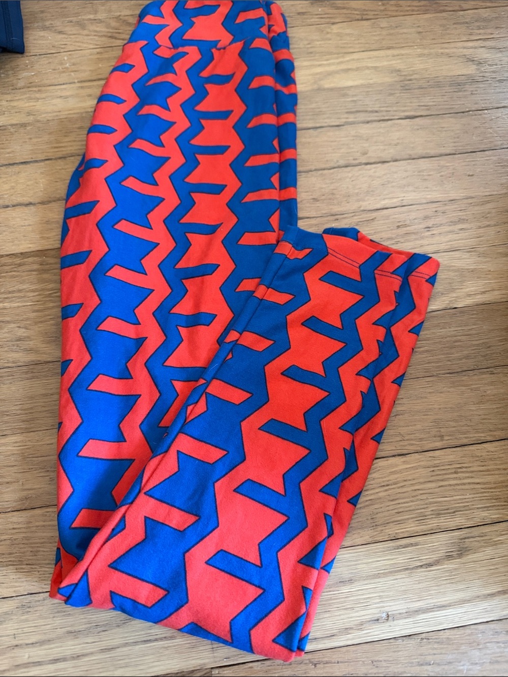 LuLaRoe OS Orange & Blue Geometric leggings NWOT